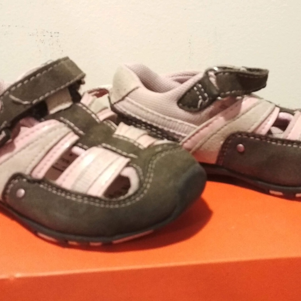 toddler Sporty, pediped® sneakers. size 22